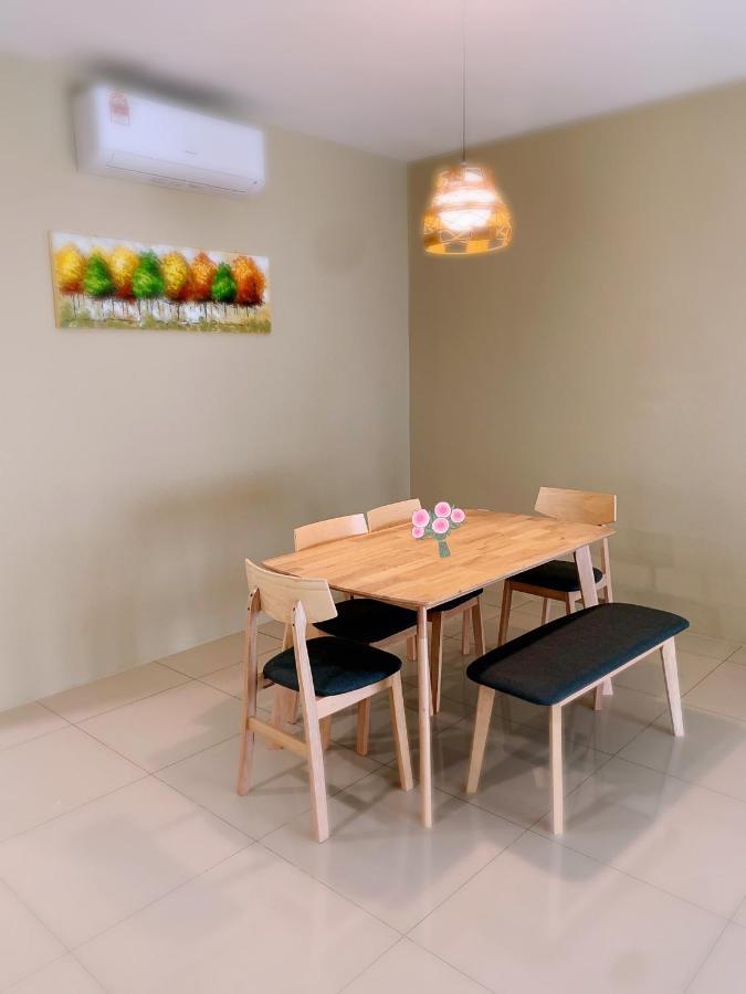 Aries Homestay Ипох Екстериор снимка